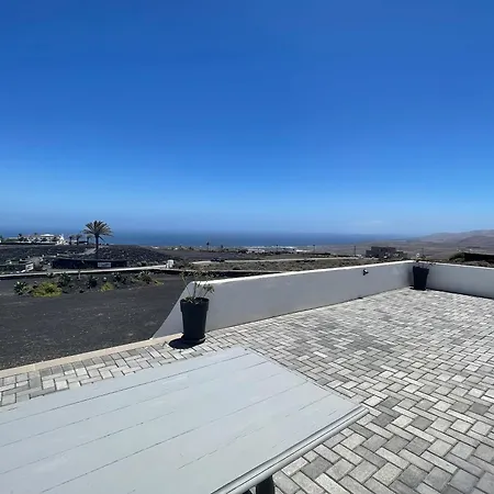 아파트 Asomada Views *
