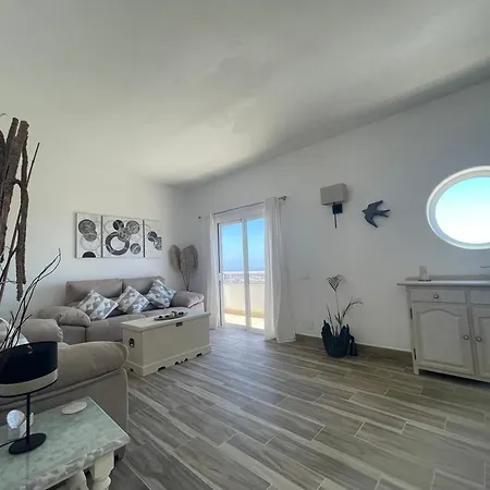 Asomada Views * Tías